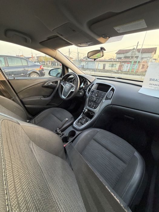 OPEL ASTRA J 1.4 turbo GPL (140 cai)
