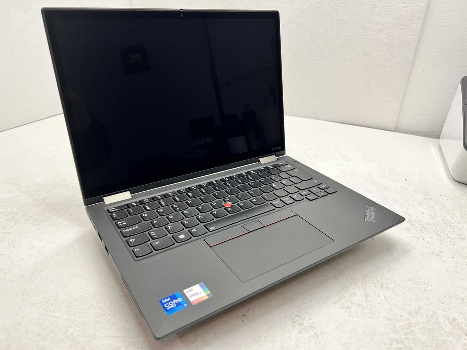 реновиран лаптоп Lenovo ThinkPad X13 Yoga Gen 2 13.3" touch i7-1185G7 16GB 1020GB с гаранция