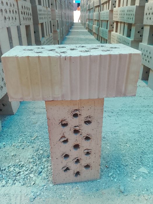 Кирпич полтарашка