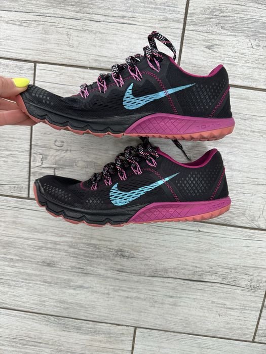 Маратонки Nike 39