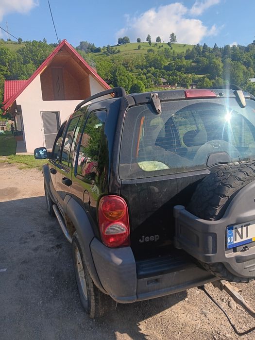 JEEP Cherokee 2004 — imagine 2