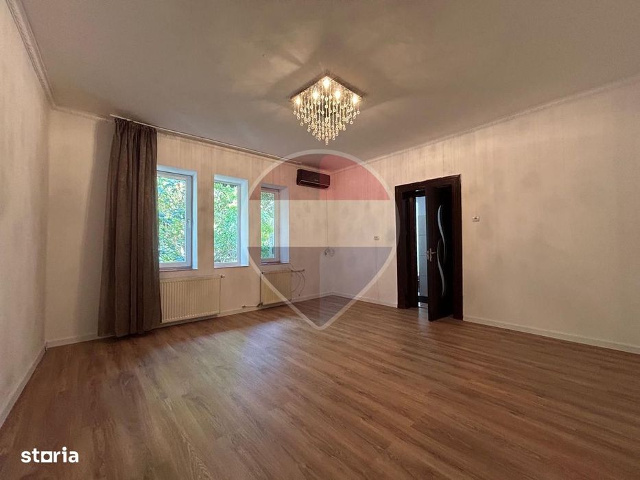 Vanzare Apartament 2 Camere Dec. în Vilă Ideal Rezidential sau Airbnb — fotografia 1