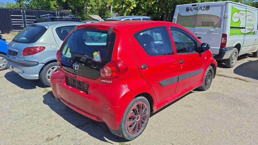 Dezmembrez Toyota Aygo 1.0 Benzina DIN 2008 - 1KR-FE