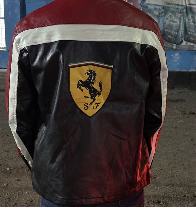 Кожанныйе куртки Формула 1