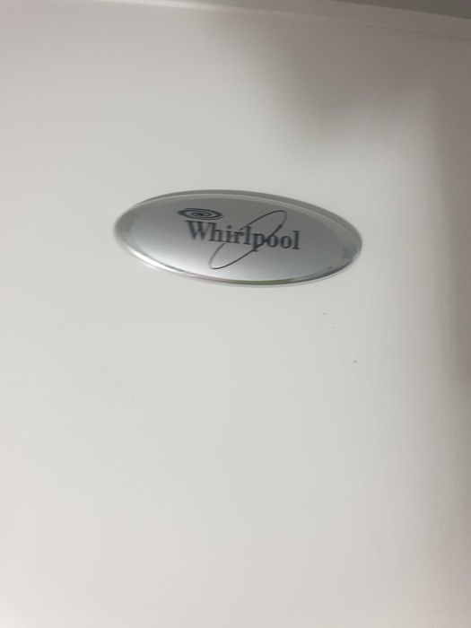 Frigider whirlpooll aproape nou