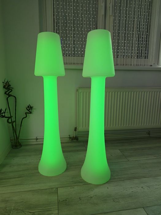 Декоративни лампи за двор
