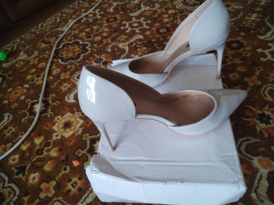 Продам.     туфли