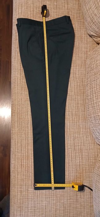 Costum Barbatesc pentru evenimente speciale