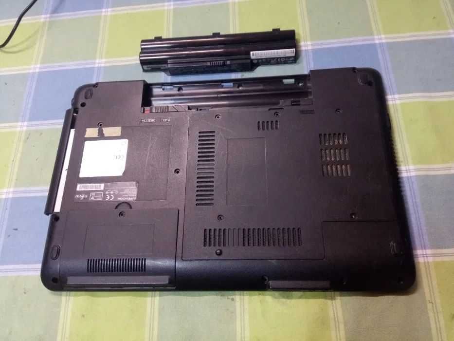 Elemente Fujitsu Siemens LifeBook AH530 A530