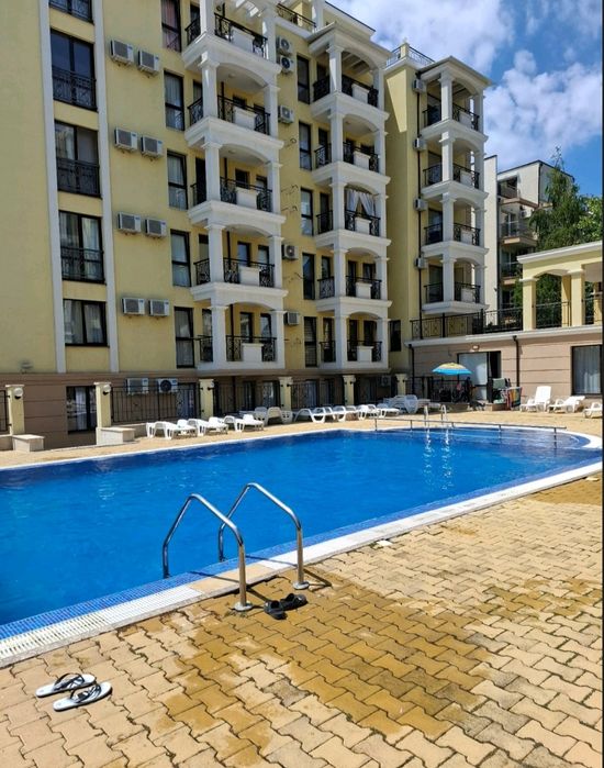 Продава се Двустаен апартамент в Свети Влас - 55 кв.м за 881 €/кв.м - Снимка #2