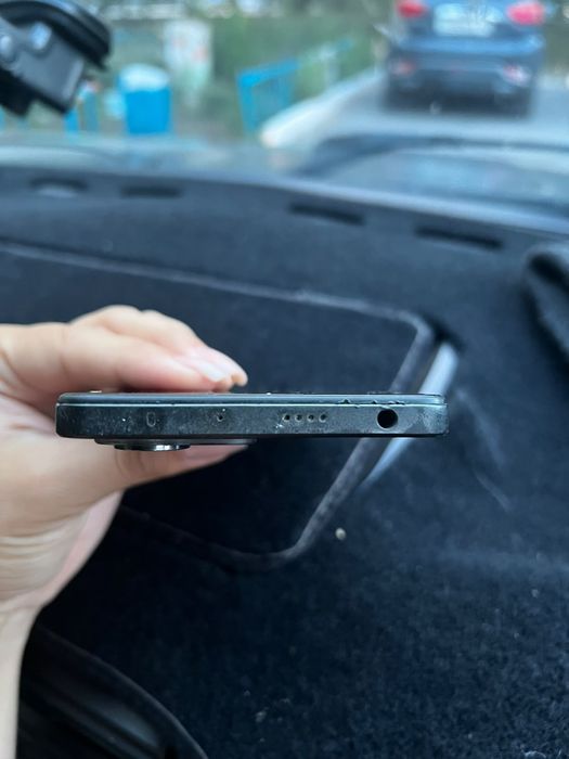 Продам poco x5 pro 5g