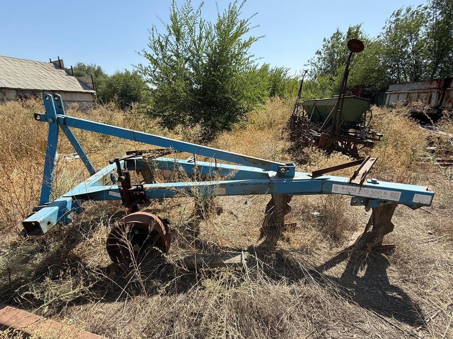 Плуг ПЛН 4 корпусный