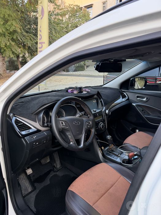 Продаётся HYUNDAI Santafee
