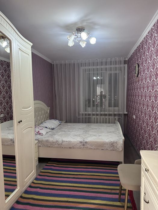 Срочно ПРОДАМ 4-х ком. квартиру