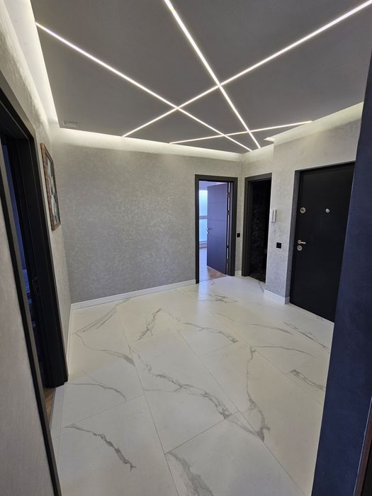 Închiriez apartament penthouse — fotografia 1