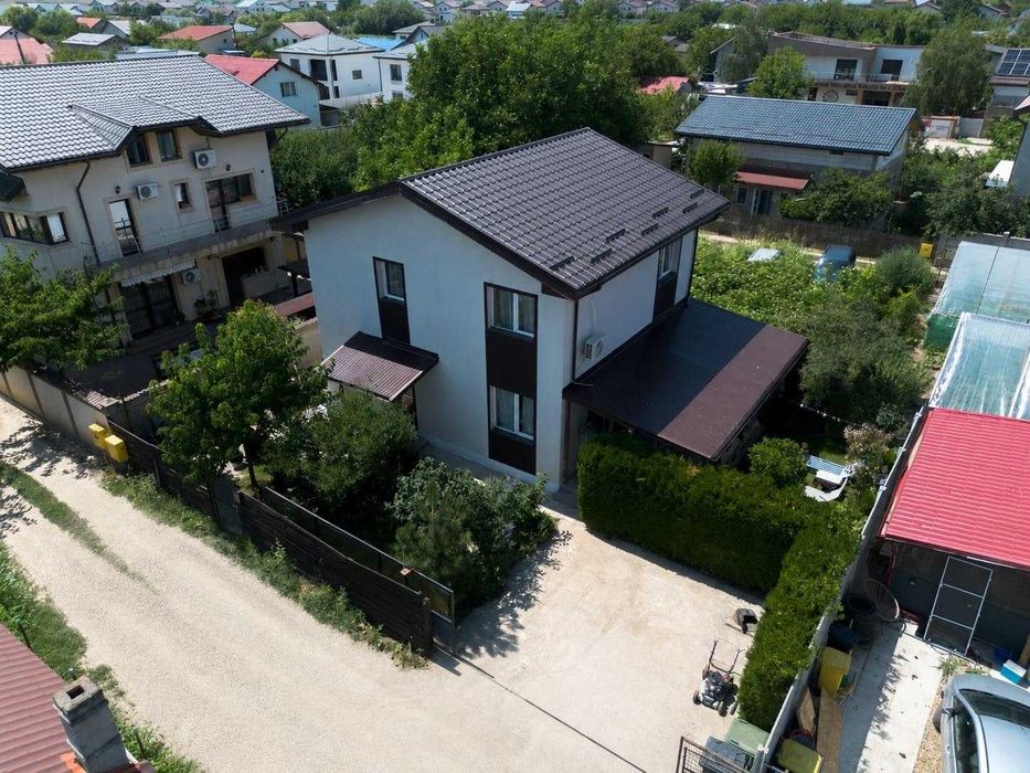 Casă individuală 5 camere de vânzare în Comuna Berceni, aproape de Bucuresti, scoala si soseaua principala, direct de la proprietar!