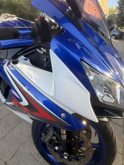 Suzuki GSXR 750 k8