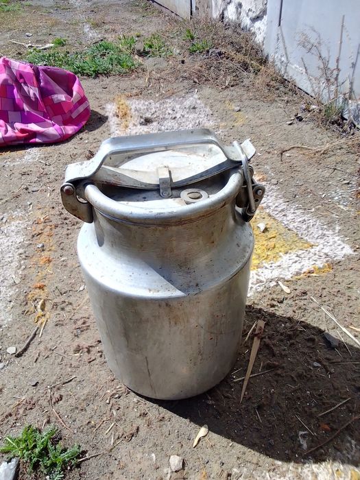 Термоса пищевые и питьевые..и др.