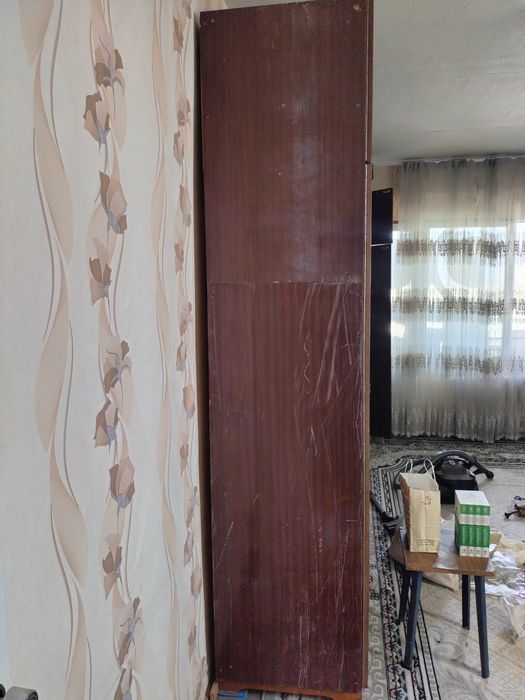 Mexmonxonaga va yotiqxonaga shkof