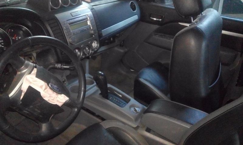 За части Форд Рейнджър 2.5 TDCI 143PS, двигател 67,000км, авточасти