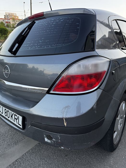 Opel Astra H 1.6 i 2004