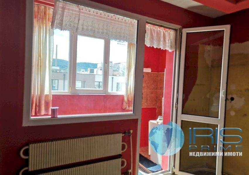 Продава се Многостаен апартамент в Шумен, Математическа гимназия - 103 кв.м за 936 €/кв.м - Снимка #1