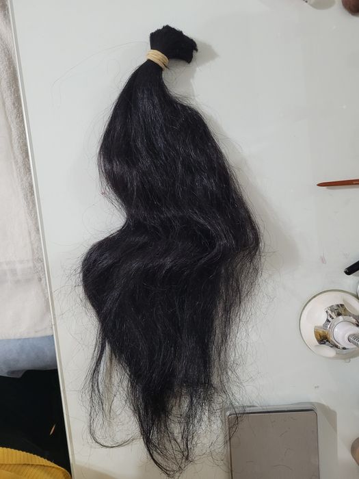 Vând cozi din păr natural(ambele 700 lei)