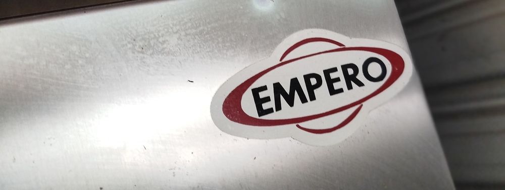Професионален неръждаем хладилник EMpero