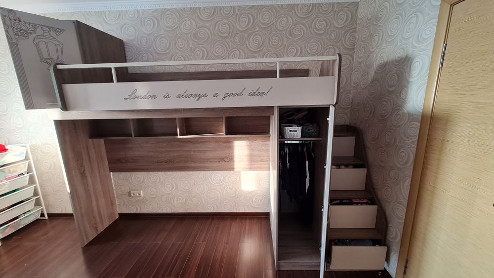 СРОЧНО!! Продам детский спальный гарнитур