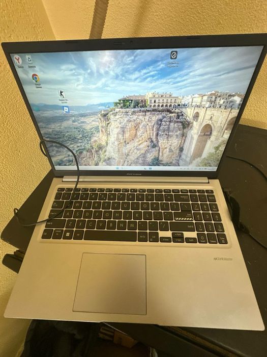 ASUS Vivobook X1502Z