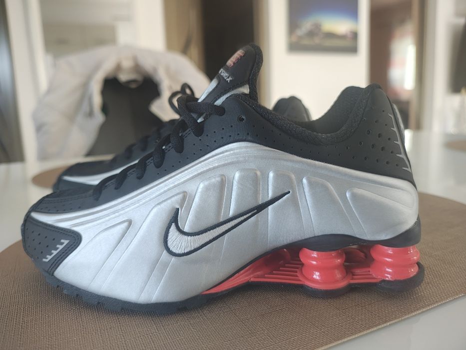Nike Shox R4 Black