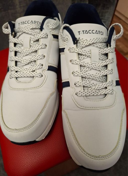 Кроссовки 41размер