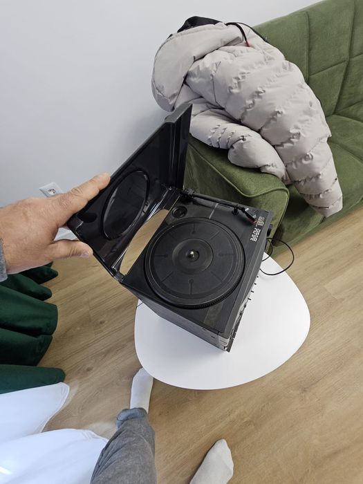 Combina muzicala pickup disc vinil.