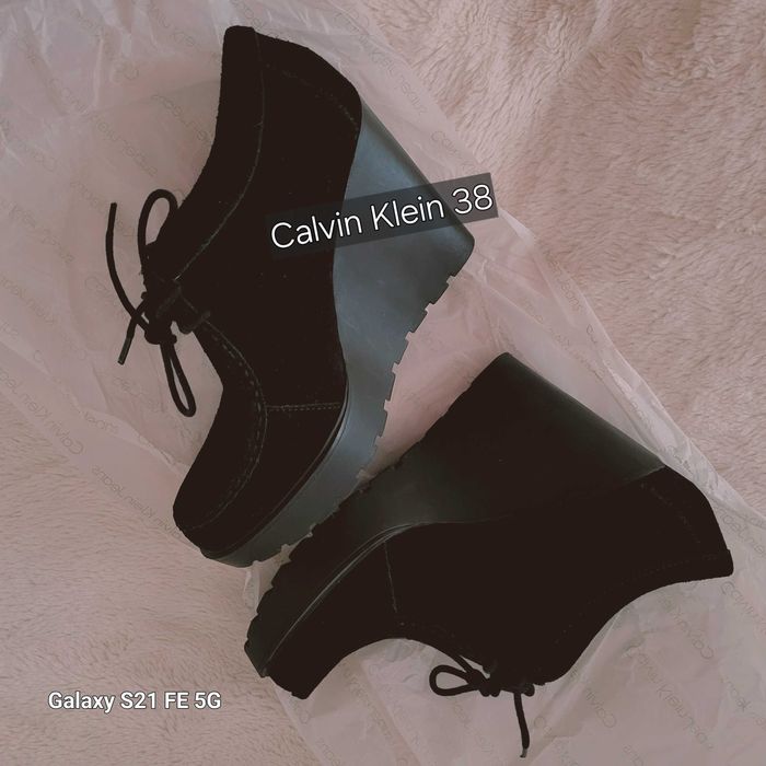 Ghete Calvin Klein 38