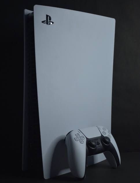 PlayStation 5 Slim 4к качество, мощный консуль для повседневной игры