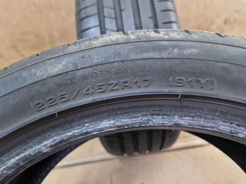 2 Dunlop R17 225/45
летни гуми
DOT0718