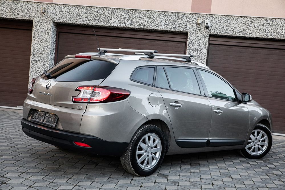 Renault Megane~Semi-piele Crem~Navigație~Faruri Xenon~Euro 5