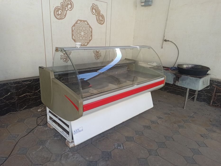 Азн холодильник витрина