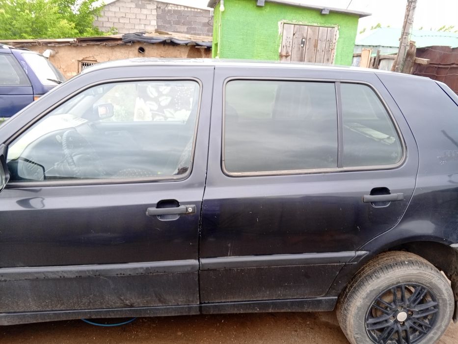 Volkswagen Golf 1993г.