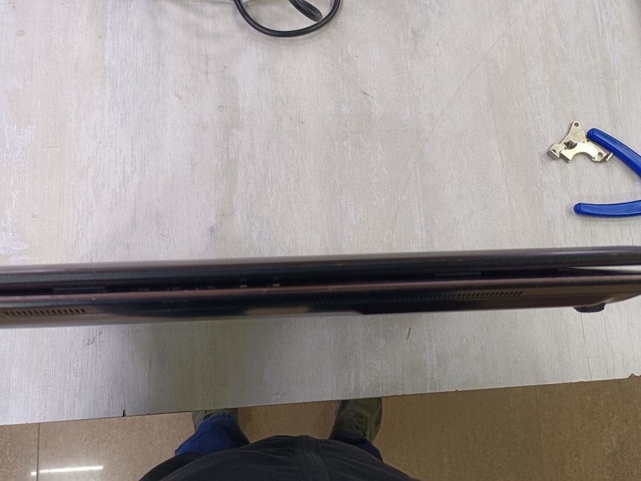 ASUS не рабочий. Б.у.