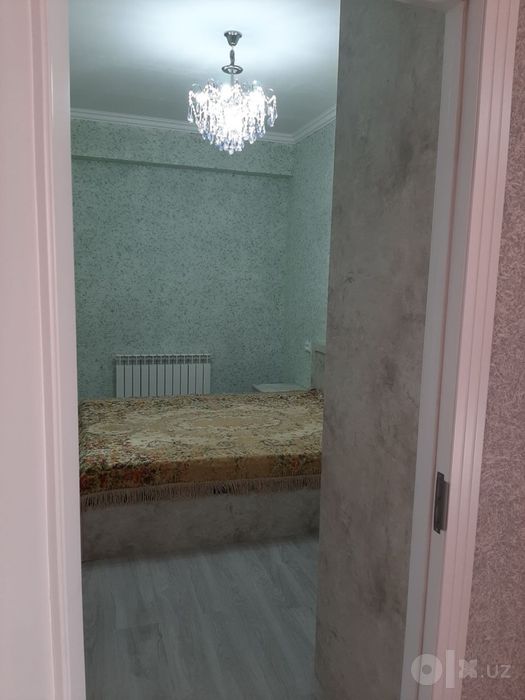 Срочно 2 хонали квартира сотилади