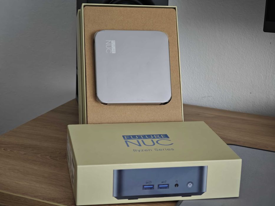 Mini PC AMD Ryzen 9 8945HS, 32GB DDR5, 8GB Video,  1TB SSD - Made in Germany -  NOU !