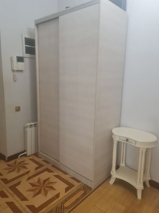 Продам шкаф для прихожей
