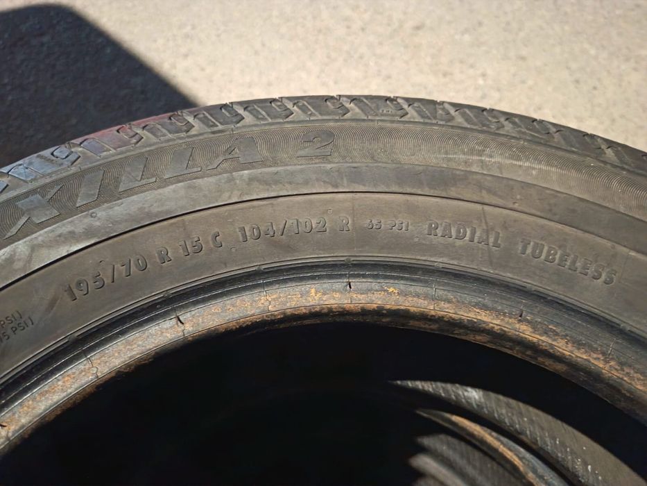 продам шины 195/70 r15 c