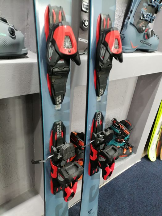 Schiuri ski Salomon Qst 92 Nou! 176 cm + legaturi Atomic sh