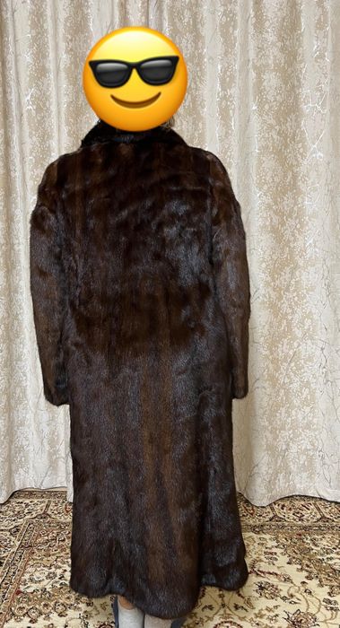 Шуба   норковая.