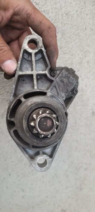 Продается стартер на гольф 5 объем 1.4 16V
