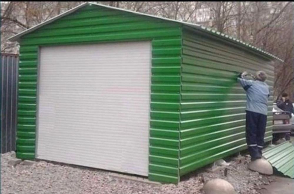 Vând garaje auto din panouri sandwich