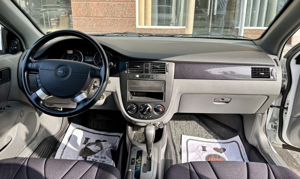 Chevrolet Gentra 2023-24