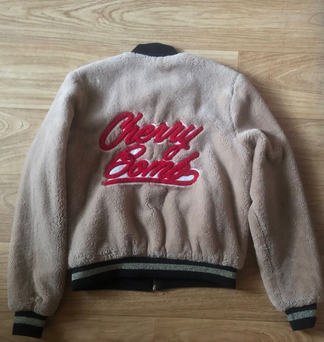 Guess оригинал шубка